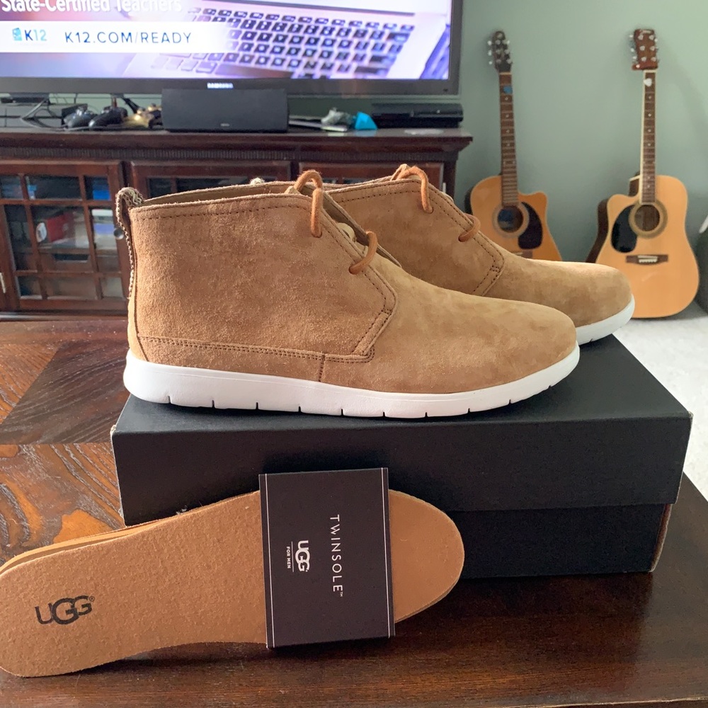 NWB 9.5 M Freamon shoes. Never been worn.